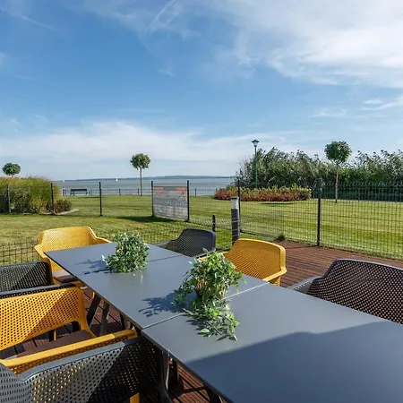 Royal Cafe Apartament *