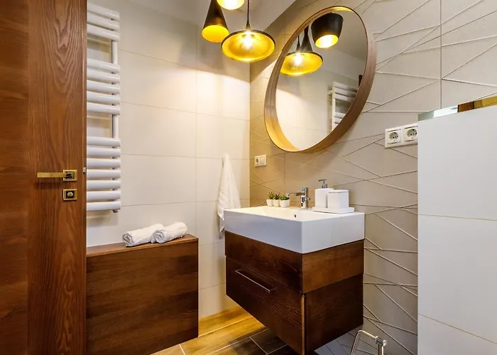 Royal Cafe דירה *